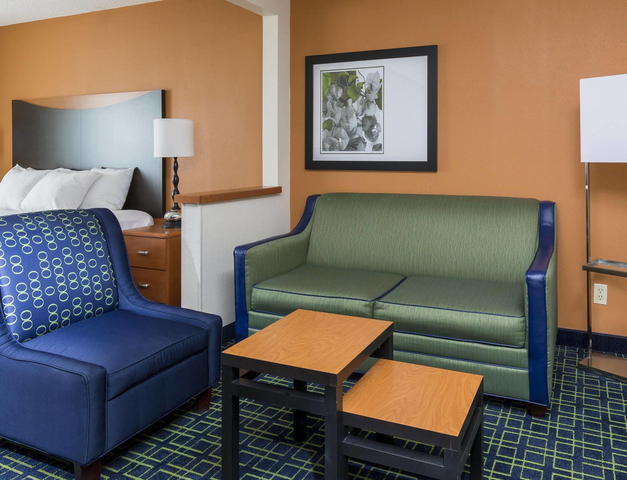 Fairfield Inn By Marriott Forsyth Decatur Exterior photo