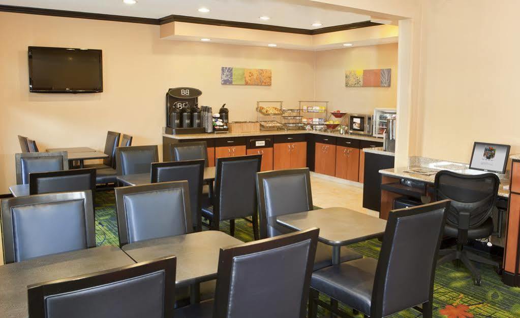 Fairfield Inn By Marriott Forsyth Decatur Exterior photo